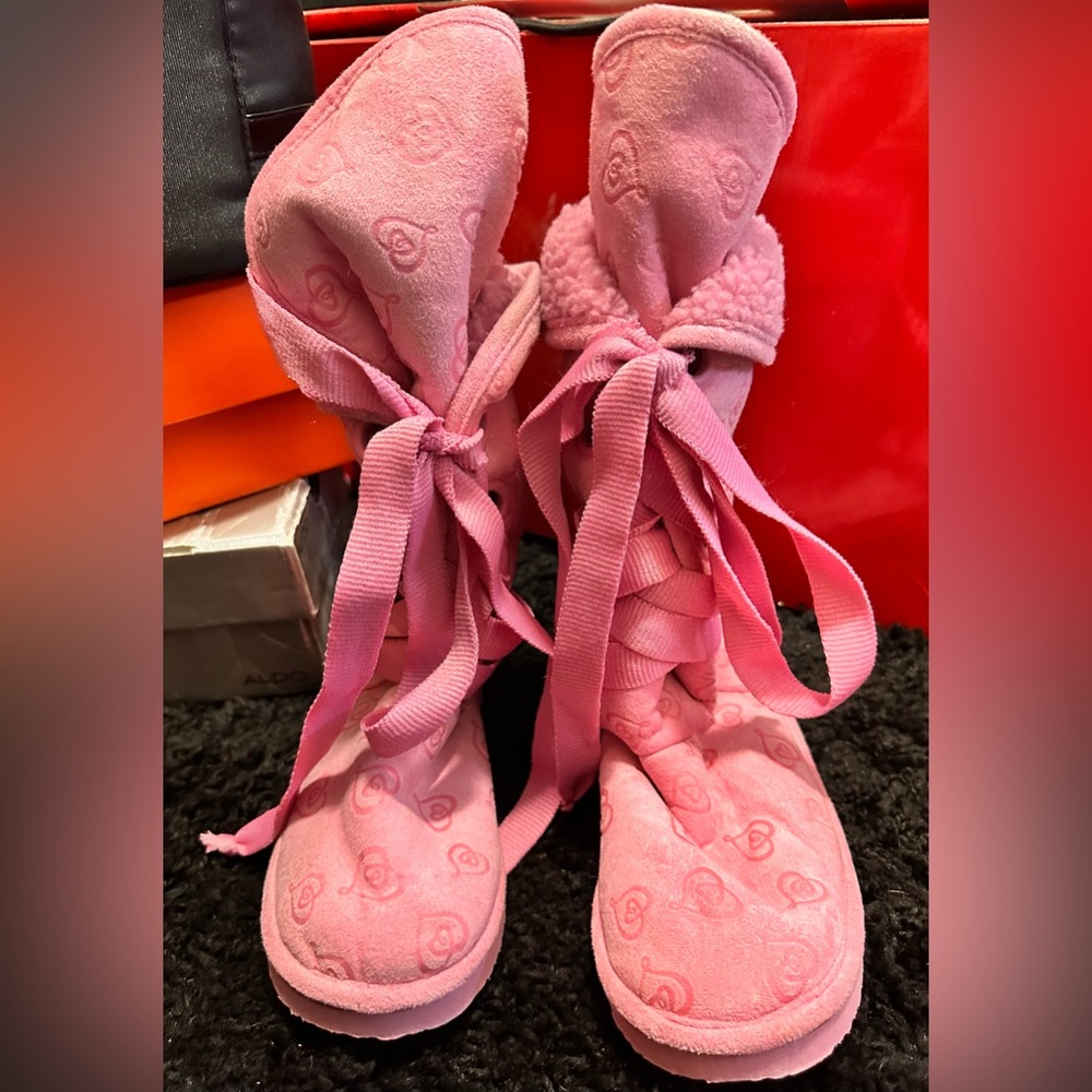 Vintage Y2K Victorias Secret Pink Lace Up Tall Slipper Boot Pink Heart Design